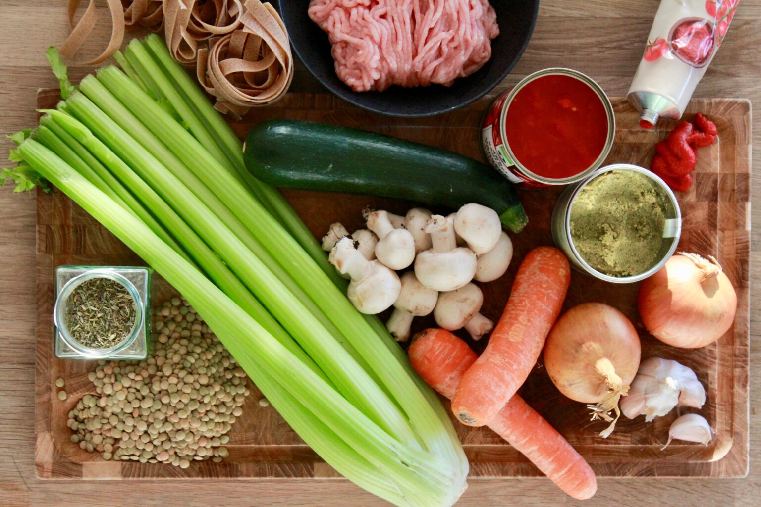Pasta bolognese med grønne linser og kylling KoldingFood2030
